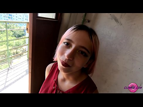 ❤️ Dareenka Ardayga ayaa ka nuugay qof qalaad oo dibadda jooga - Cum on wajigiisa Galmo ❤